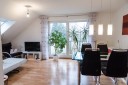BI-City! Gemütliche Dachgeschosswohnung mit Grünblick -Balkon -  optionale EBK und PKW-Stellplatz - Bielefeld